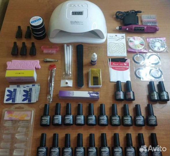 Все для маникюра 120 Вт лампа и 20 лаков цветных