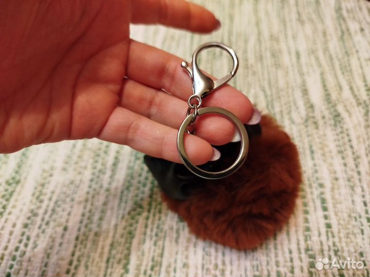 Меховой брелок