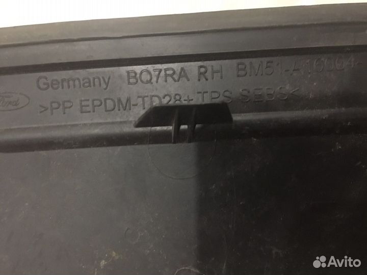 Накладка крыла Focus bm51a16004bf