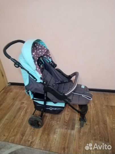 Прогулочная коляска Демисезонная