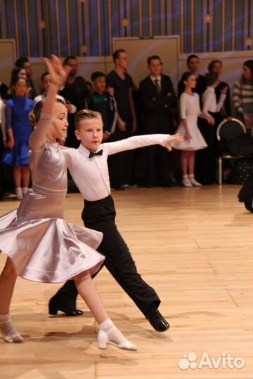 Стальная латина платье бальные танцы