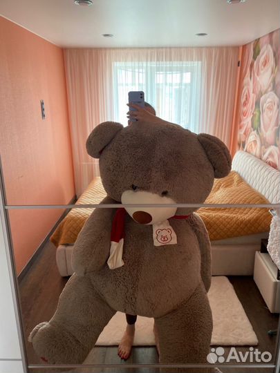 Плюшевый медведь большой