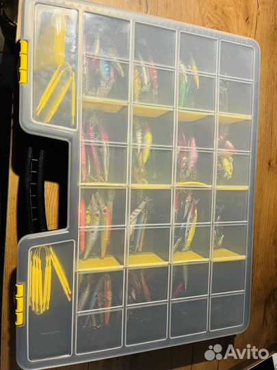 168 воблеров в кейсе