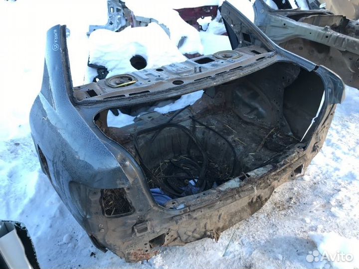 Задняя часть кузова задняя Nissan Almera N16 QG15