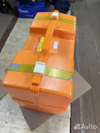 Ящик пластмассовый из под укладки врача