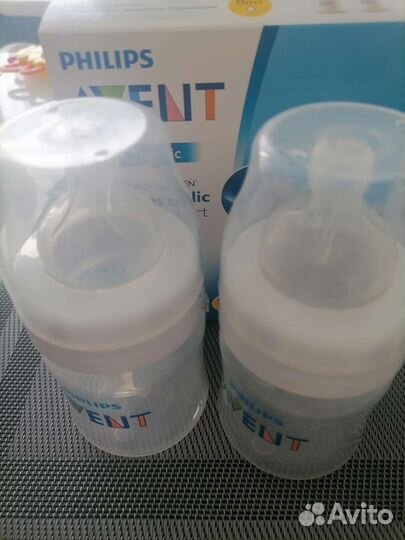 Бутылочки для кормления avent