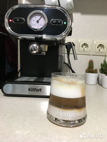 Кофеварка рожковая kitfort