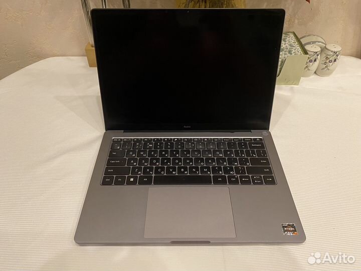 Redmi book pro 14 Ryzen 7 6800H 512 GB