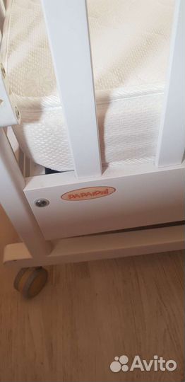 Детская кроватка с ящиком и матрасом