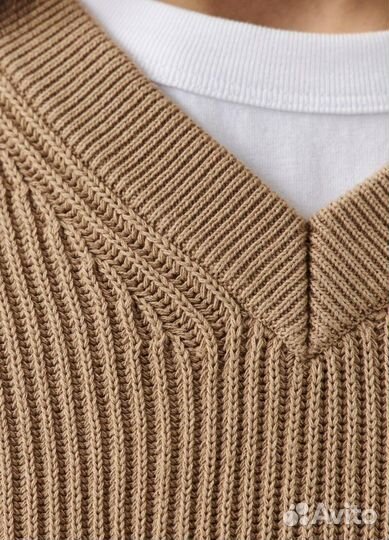 Вязанная оверсайз жилетка