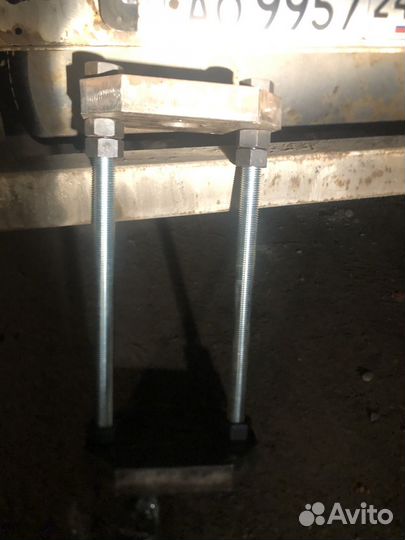 Шкворнедав