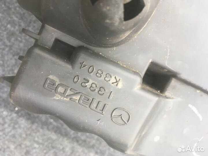 Корпус воздушного фильтра Mazda CX-7