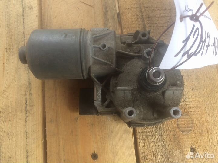 Моторчик передних стеклоочистителей Opel Astra J