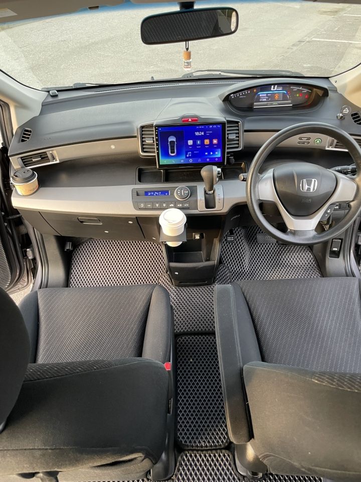 Honda Freed: фото владельца