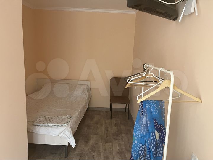 Комната 15 м² в 1-к., 2/2 эт.