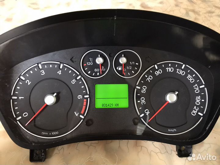 Щиток приборов форд