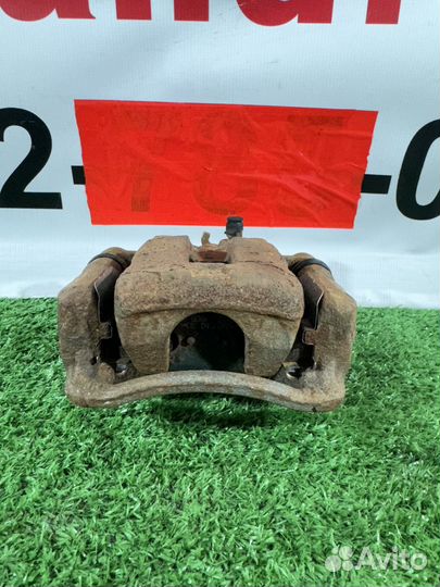 Суппорт задний правый Kia Rio 3