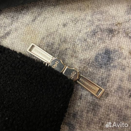 Кожаная куртка dsquared2