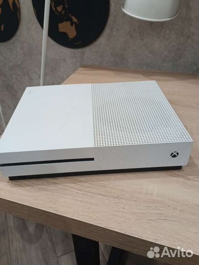 Xbox One s
