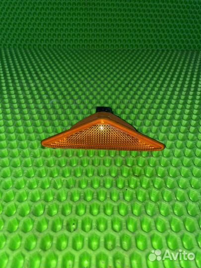 Повторитель поворотов Ford Mondeo 3 2000-2007