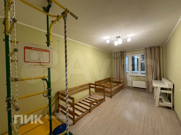 2-к. квартира, 58 м², 5/14 эт.