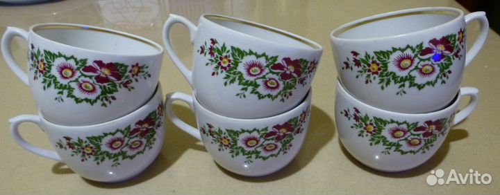 Фарфоровые чайные чашки