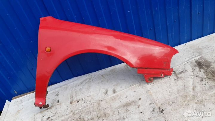 Крыло переднее правое 1996-2000 Skoda Octavia