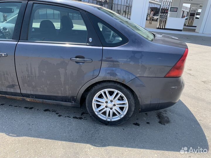 Ford Focus 1.8 МТ, 2008, 250 000 км