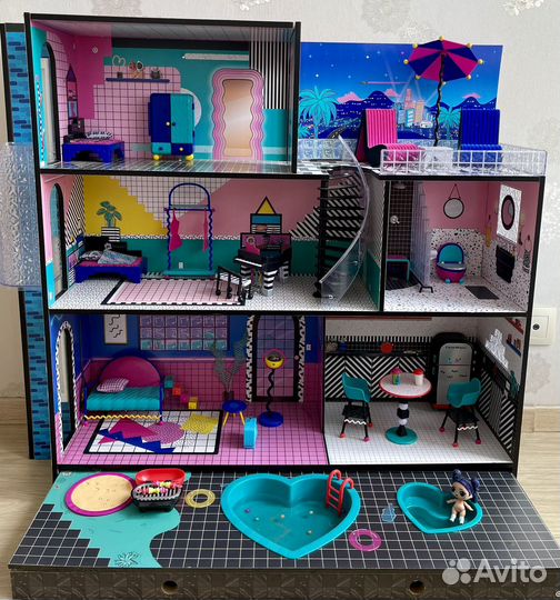 Кукольный дом Lol Surprise с лифтом и бассейном