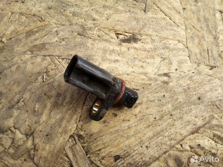 Датчик абс (ABS) задний Ford Focus 3 хэтчбек 2.0