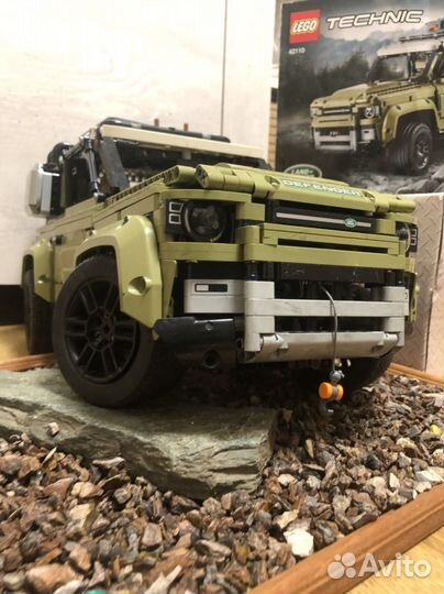 Lego technic 42110 land rover defender