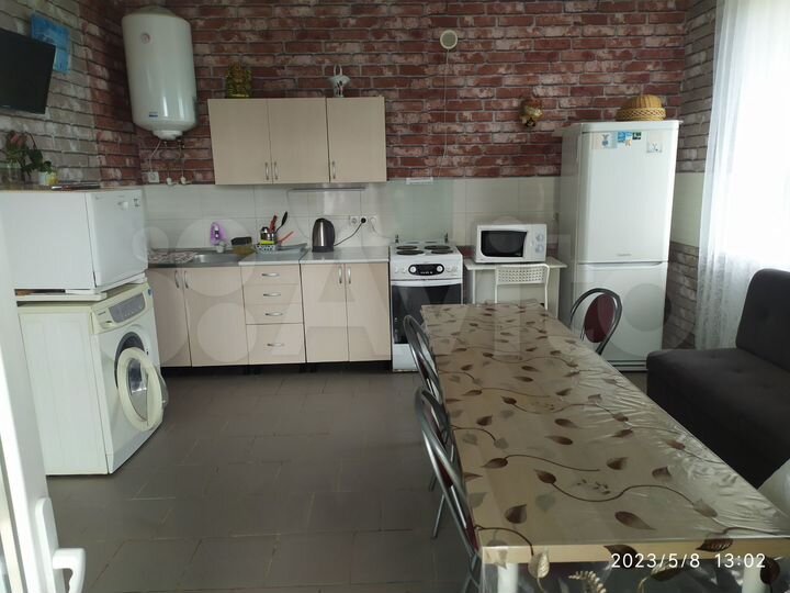 Комната 45 м², 1/2 эт.