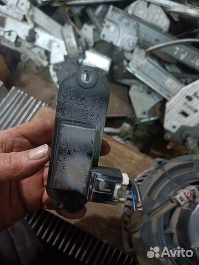 Резистор печки Mazda 3 BK