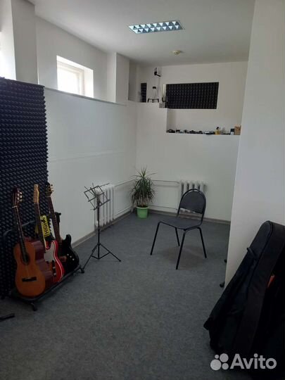 Уроки игры на электрогитаре