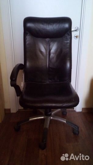 Кресло руководителя кожа бу