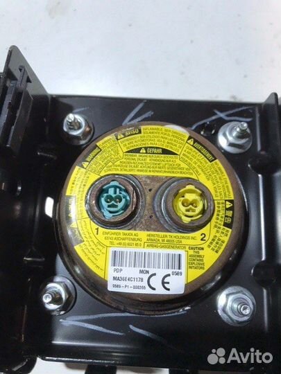 Подушка безопасности пассажира Jeep Cherokee KL