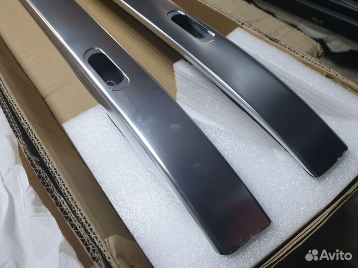 Рейлинги на крышу Lexus LX570