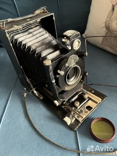 Старый фотоаппарат