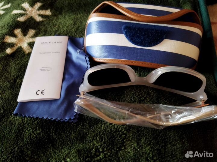 Солнцезащитные очки женские новые