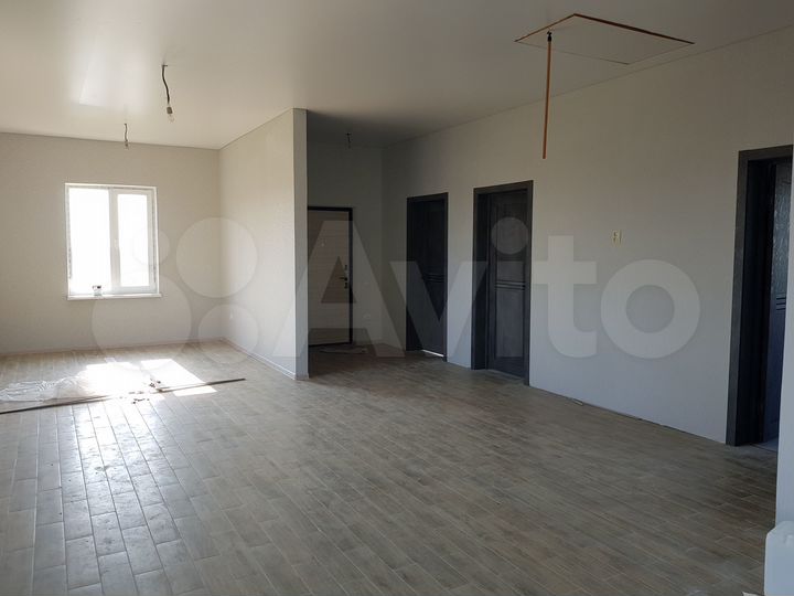 Дом 102 м² на участке 6 сот.