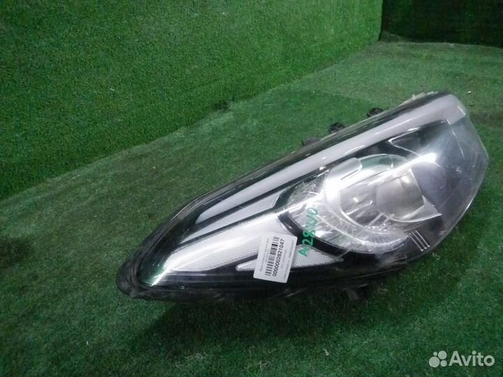 Фара правая Kia Cerato