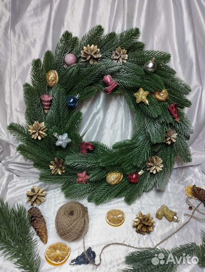 Венок новогодний / рождественский