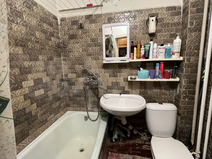 2-к. квартира, 49,1 м², 1/9 эт.