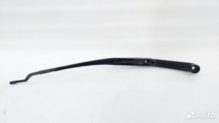 Поводок стеклоочистителя правый Kia Cerato BD G4NA
