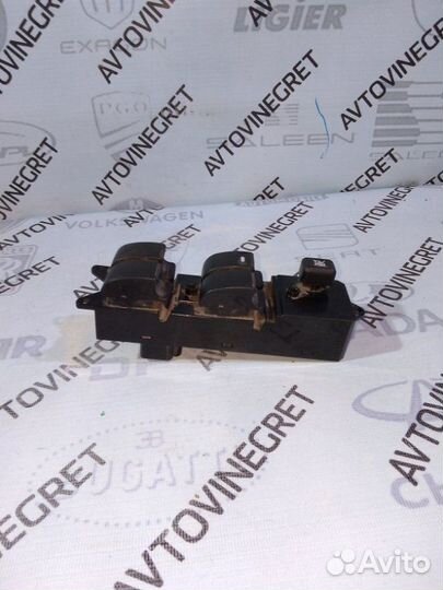 Блок управления стеклоподъемника Mitsubishi Lancer
