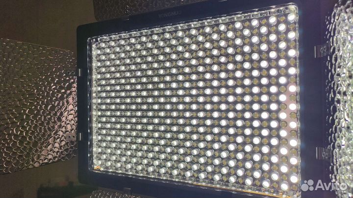 Видеосвет аренда свет освещение yongnuo yn600L