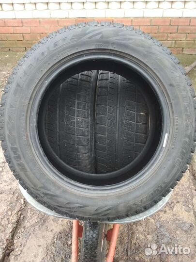 Bridgestone Blizzak Revo GZ 215/55 R16