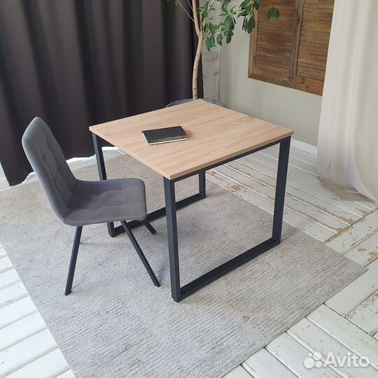 Письменный стол Лофт Дуб 80*80 см. Черные ножки