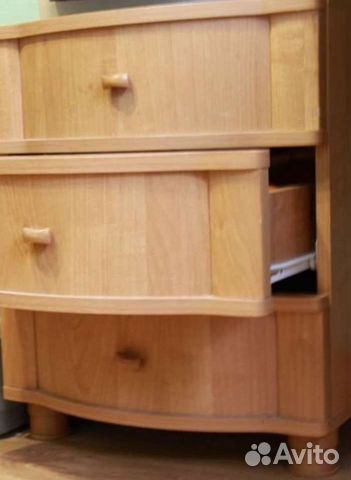 Тумба прикроватная