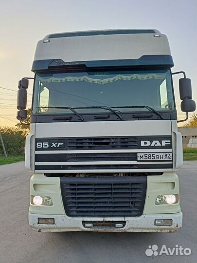 DAF 95XF430 с полуприцепом, 2000